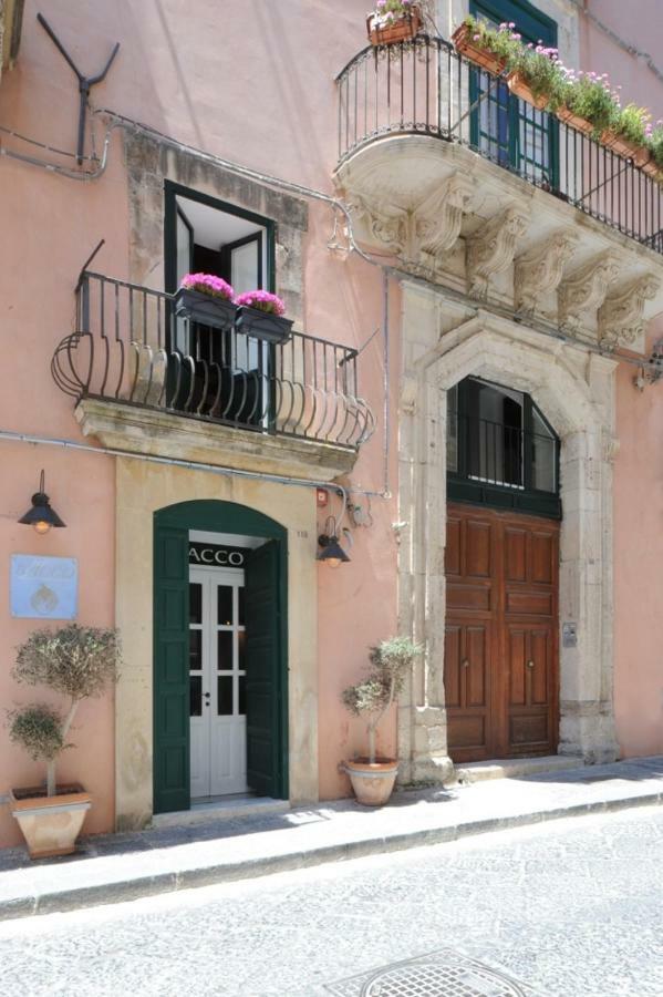 Ortigia Suite - Theater Syracuse ภายนอก รูปภาพ